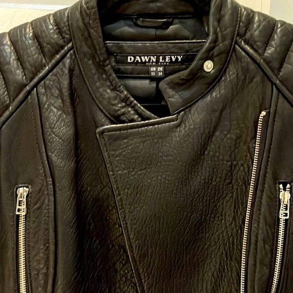 Beautiful buttery soft Dawn Levy black leather moto jacket with tons of details - Picture 2 of 4
